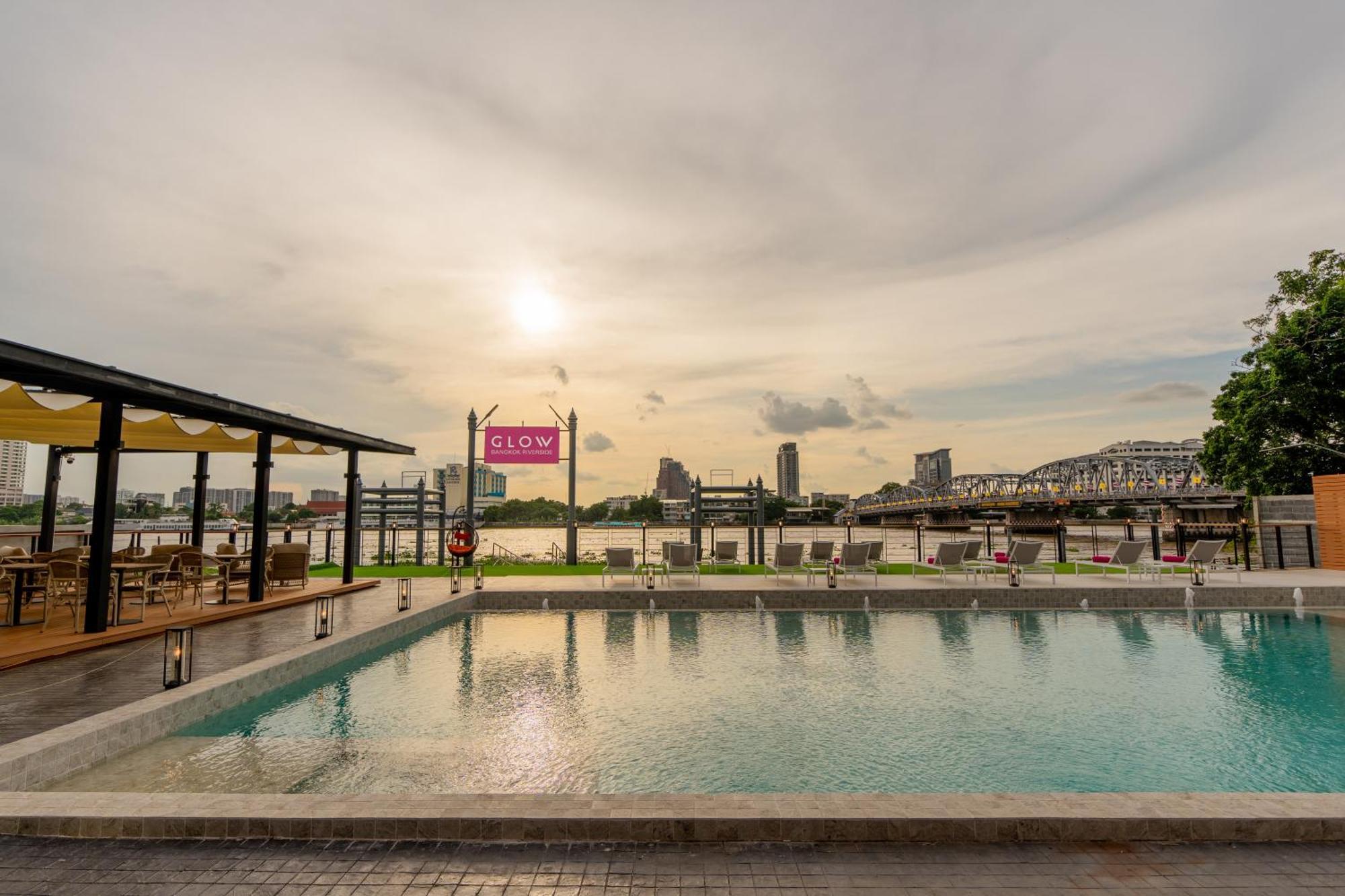 Glow Bangkok Riverside Dış mekan fotoğraf